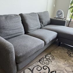 Sectional sofa and chaise 81.6in wide