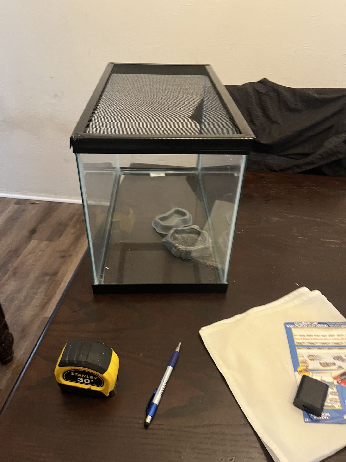 10 Gallon Reptile/fish Tank