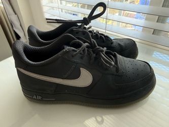 Nike Air Force’s youth