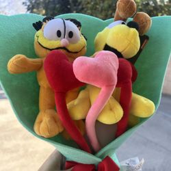 Garfield Plush Bouquet 
