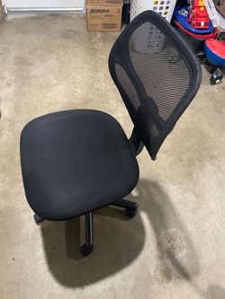 Black Mesh Office Chair