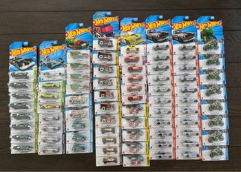 Hotwheels treasure hunt lot 77 cars in total