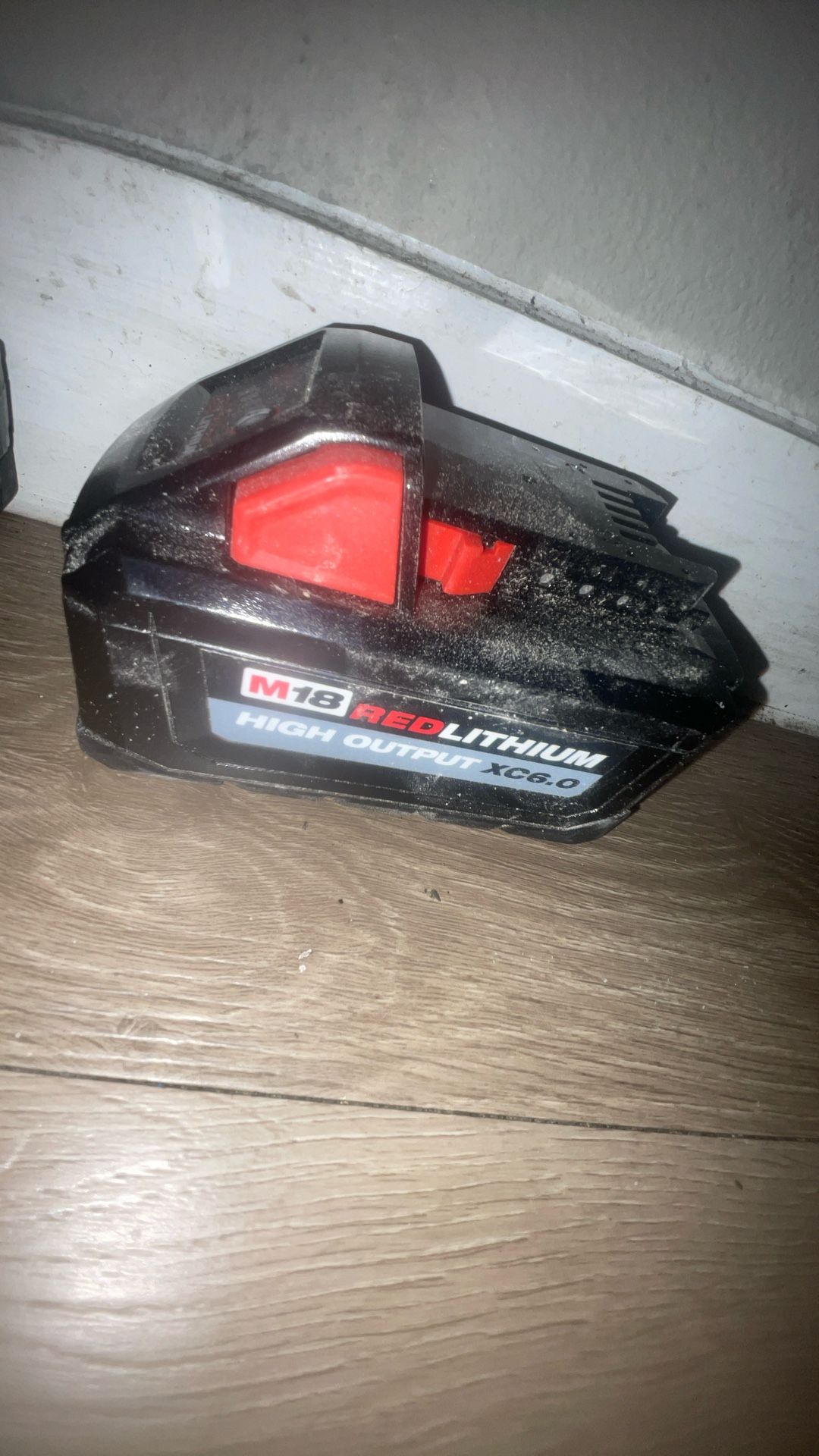 Milwaukee Redlithium Xc6