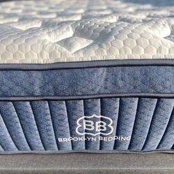 Brooklyn Bedding Aurora Luxe King Mattress - LIKE NEW! Delivery Available