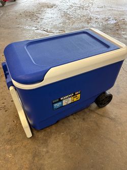 Igloo Wheelie Cooler 38