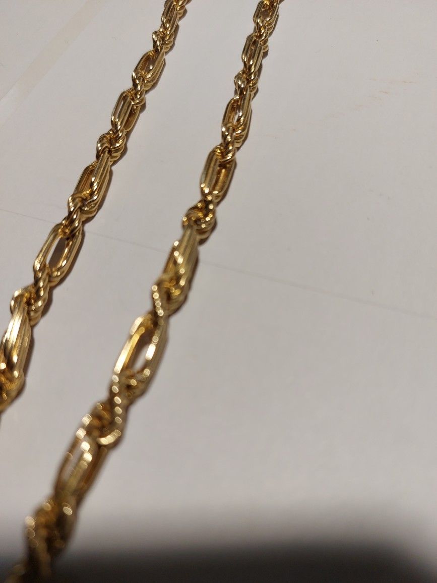 18 Inch 14k Gold Chain 18.3 g.