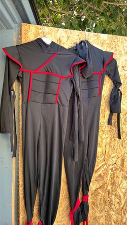 2 Ninjas costumes