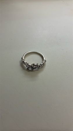 Pandora size 9 ring