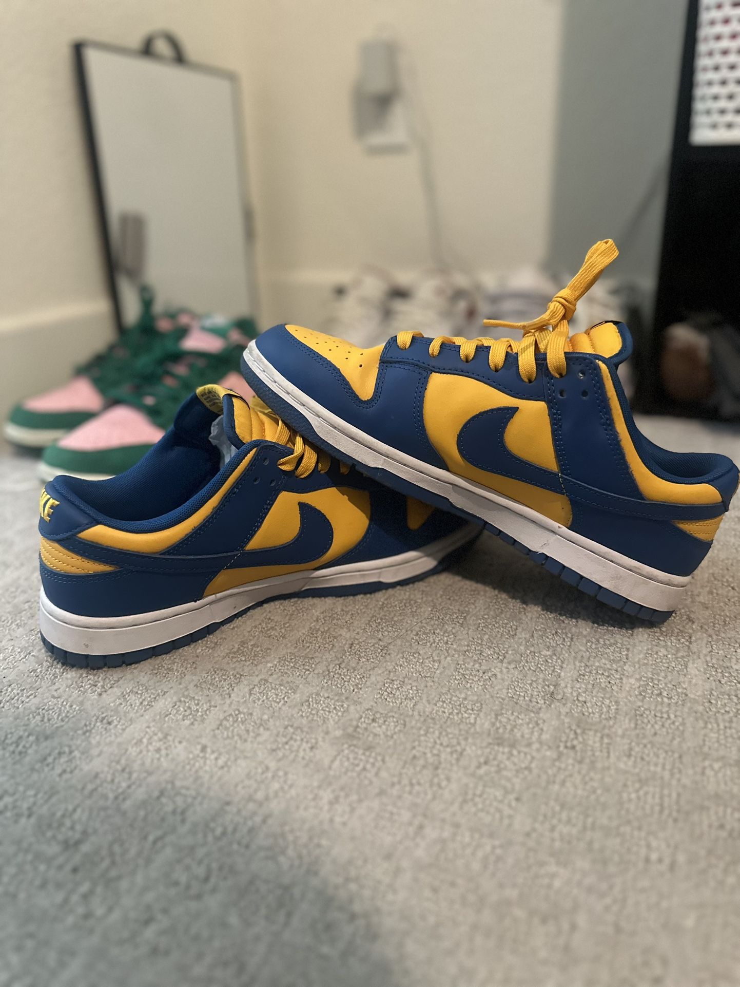 “Golden State Warriors” Dunks 10.5M