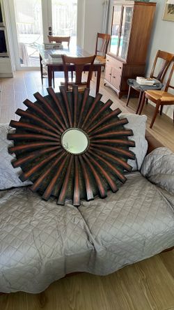 Decorative metal art piece