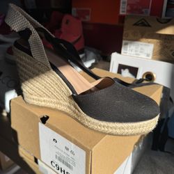 2 Wedge Shoes