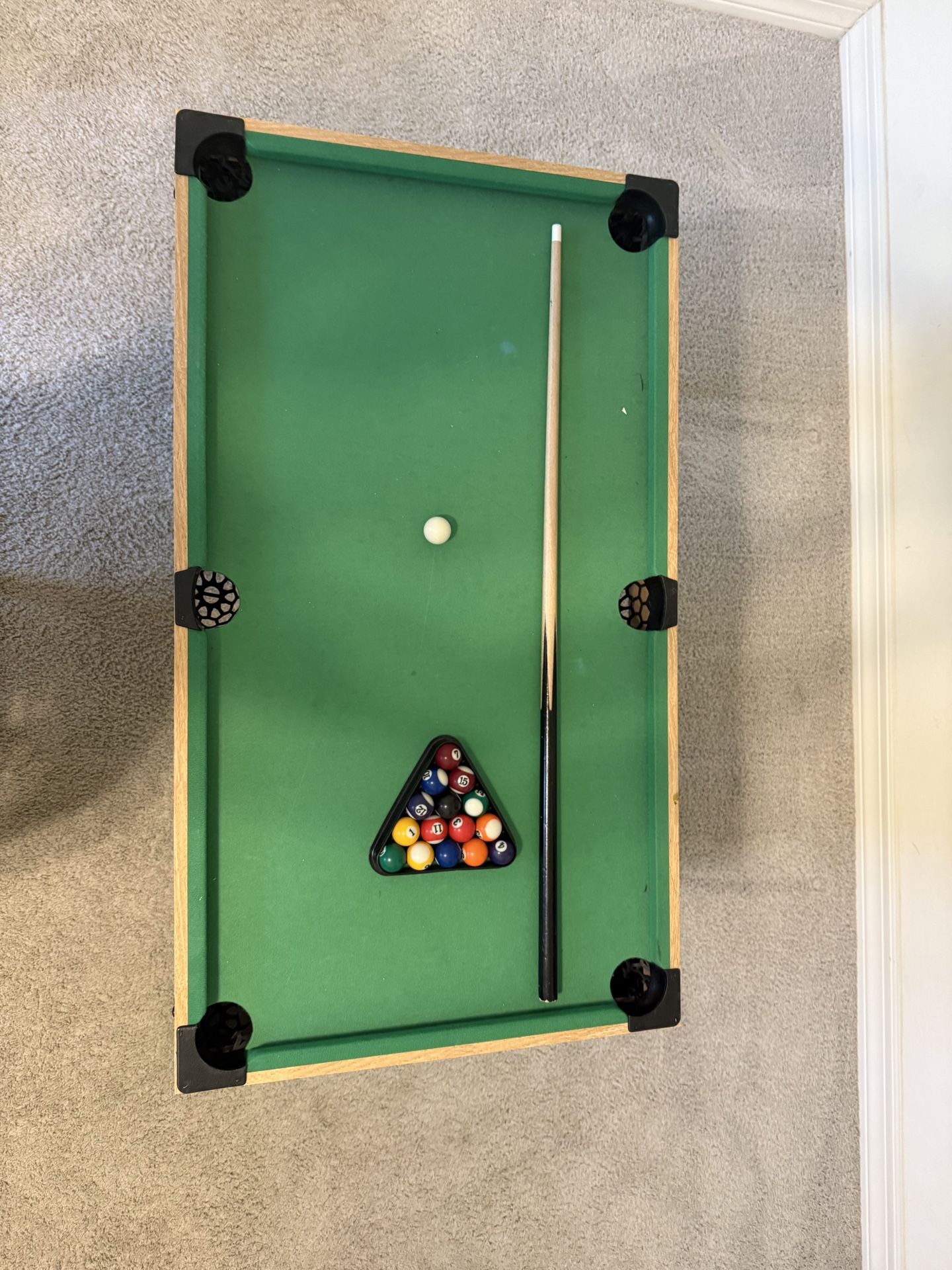 Mini Pool Table