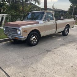 1972 Chevy pickup truck c20