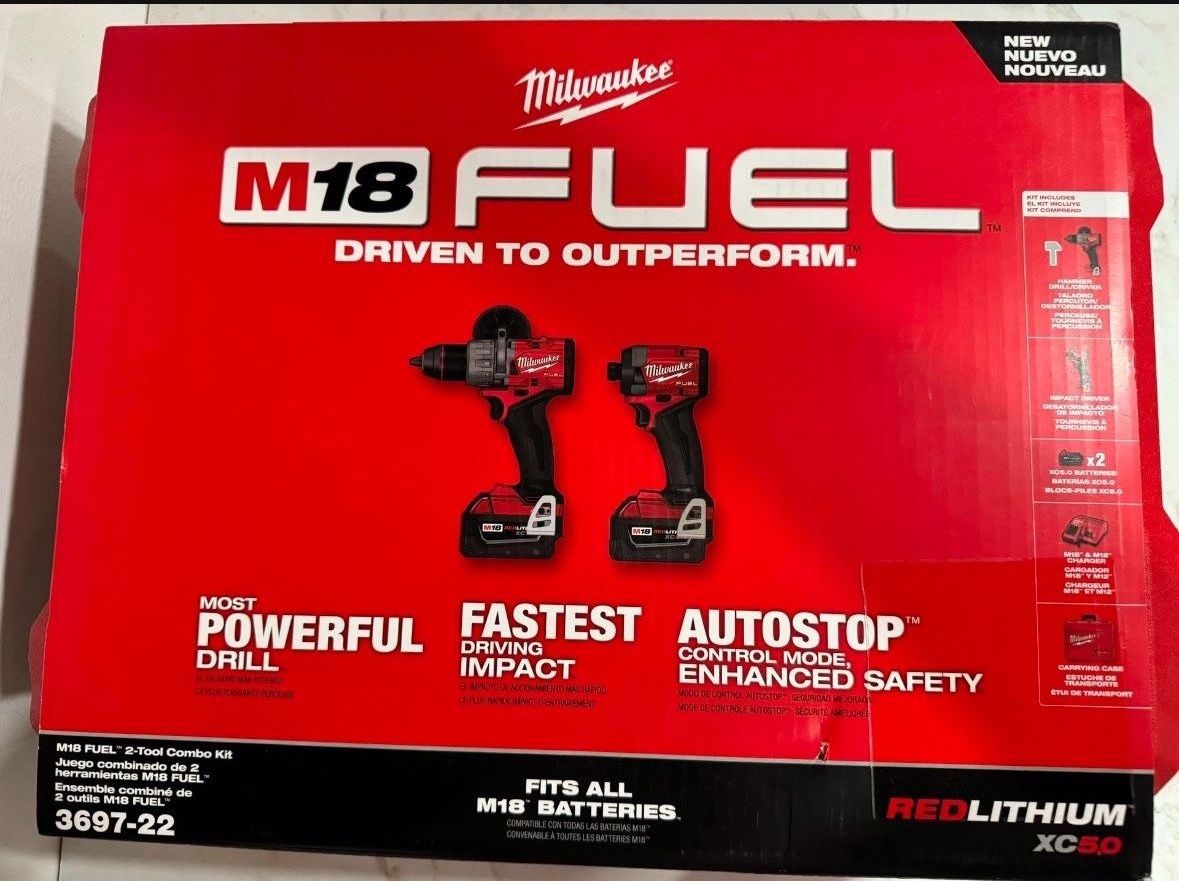Milwaukee 3697-22 M18 FUEL 18V 2-Tool Combo Kit (Hammer Drill & Impact Driver)