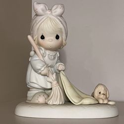 Precious Moments Figurines