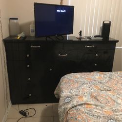 Black Dresser
