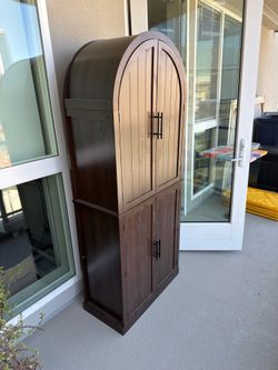 Wooden Kitchen Cabinet