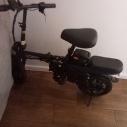 2 Ebikes Similar To Each Other, Selling As A Pair 