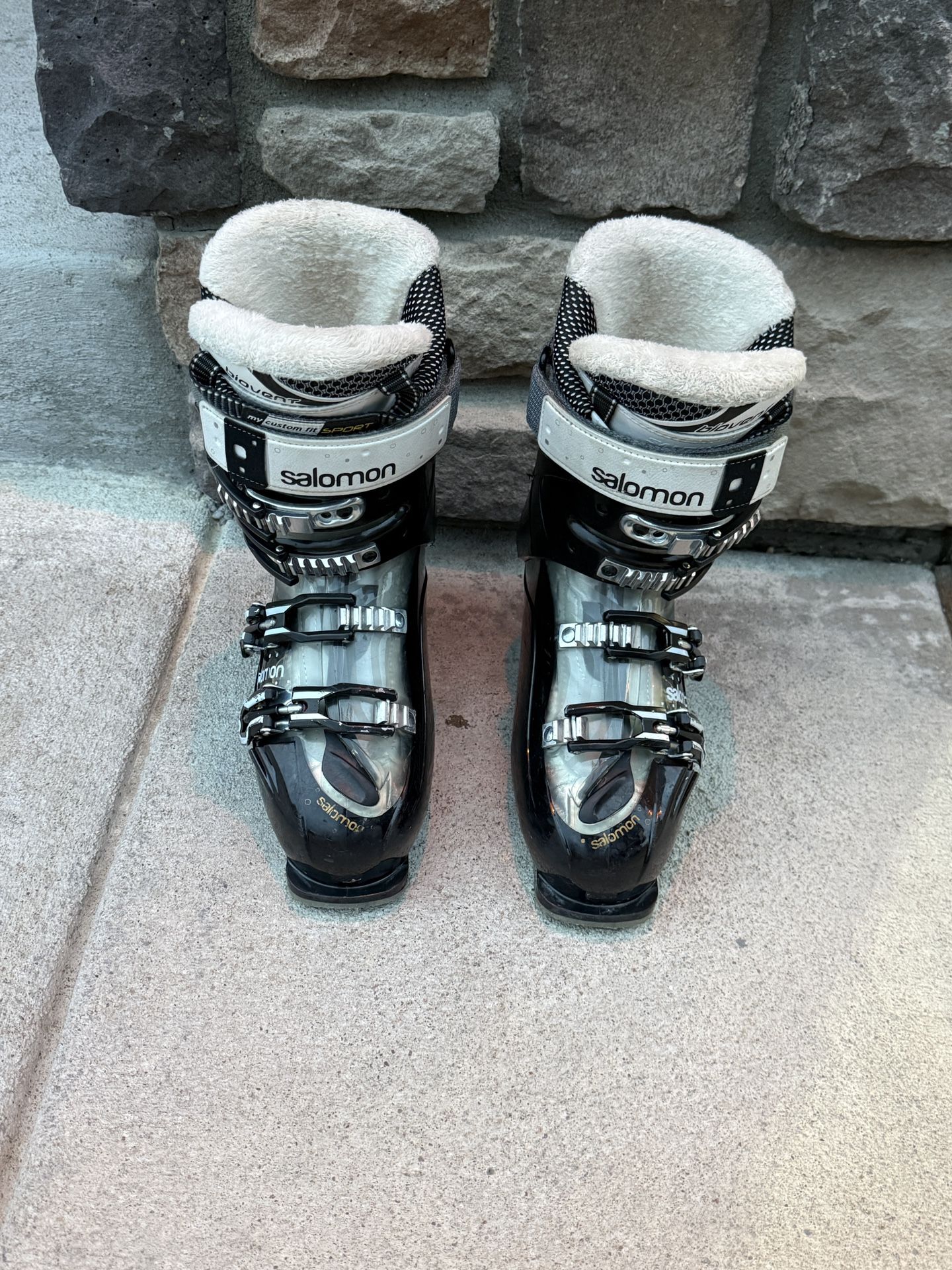 SKI BOOTS Women's SALOMON Energyzer RS75w Size 25