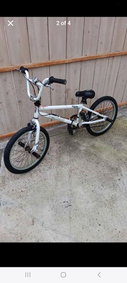 Tony Hawk Bicycle BMX Huckjam Series Freestyle.