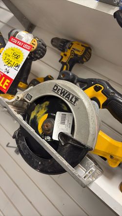 DeWalt 20V Max Circular Saw