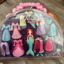 Disney Princess Mini Princesses Ariel Fashion Set