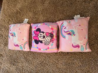 3 Kids Pillows
