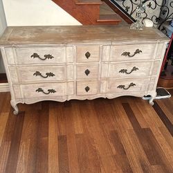 WHITE FRENCH COUNTRY ANTIQUE CHEST OF DRAWERS