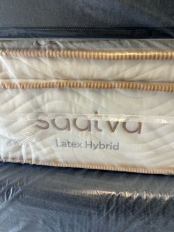 King Saatva euro top mattress$599.