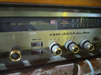 Vintage Tube Trio WX-400 And Speakers