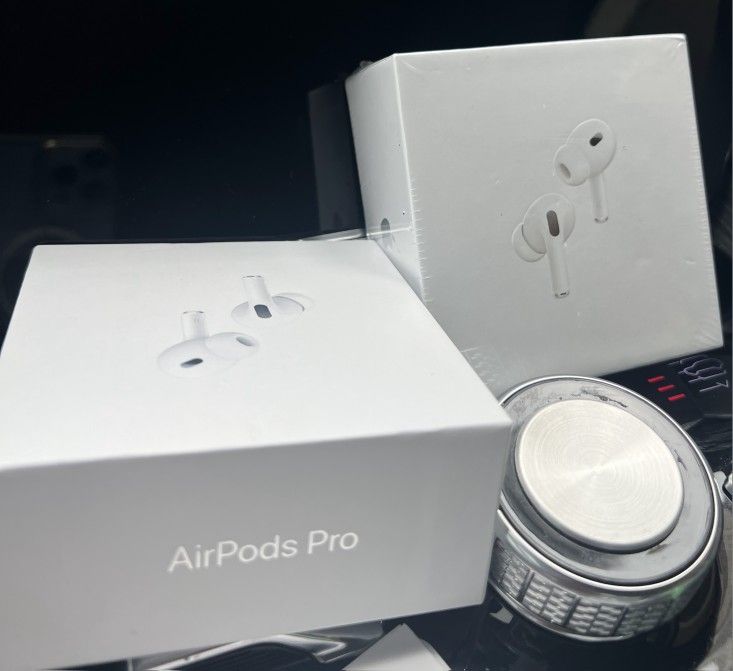 π©APPLE AIR POD PRO 2 BRAND NEW IN BOX TAKING OFFER π©