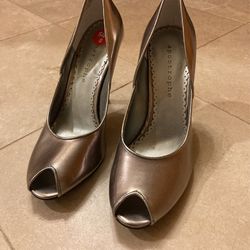 High Hills Silver Size 8