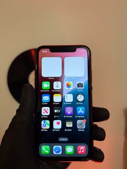 iphone XR (Unlocked)