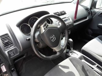 Car Honda Fit