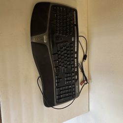 Microsoft Ergonomic Wired Keyboard Excellent Condition
