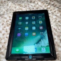 Apple iPad 4th Generation 9.7” Retina Display 32GB Tablet Silver