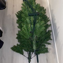 7 Foot Christmas Tree