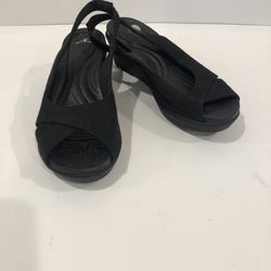 Women’s Crocs Black Heels Size 4