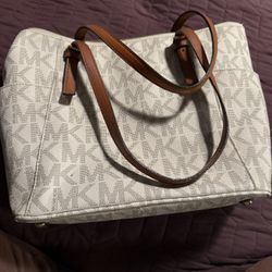 Michael Kors Tote