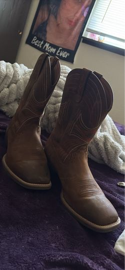 Ariat cowboy boots