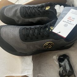 LUXIAOJUN Barefoot Pro Training Shoes (Black)