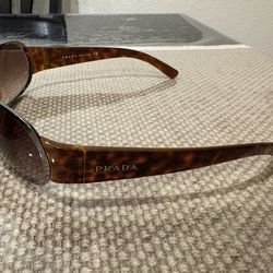 Prada sunglasses w/ case