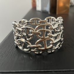 Cuff Bracelet 