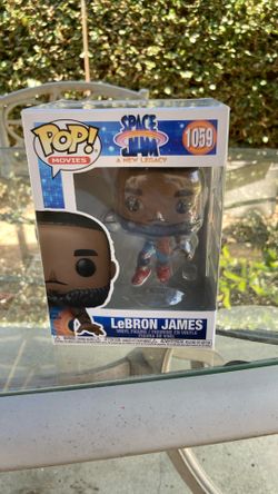 LeBron James Figure