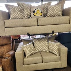 2pc Sofa And Loveseat New $699 Cash Price 