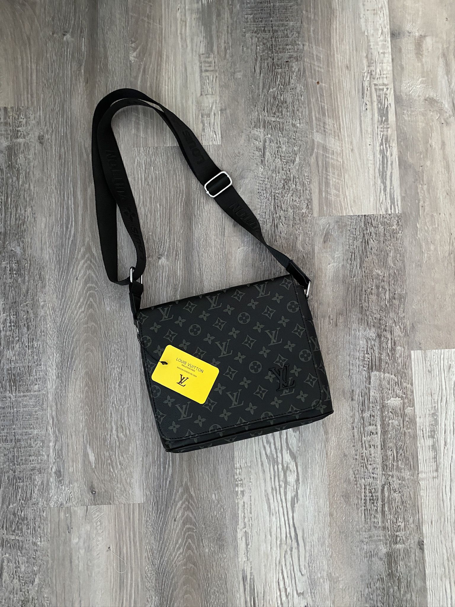 Black Bag 1:1
