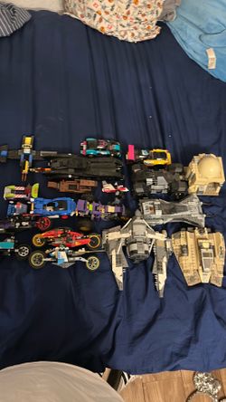 LEGOS