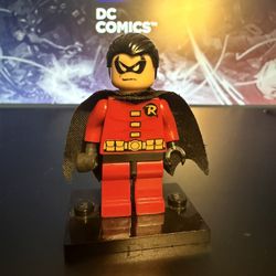 Robin Lego Minifigure