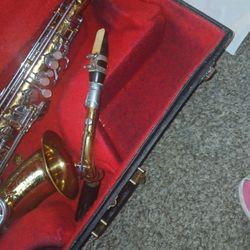SelMER NOBLET SAXOPHONE.  VINTAGE PARIS