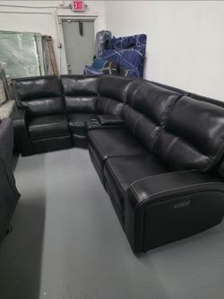 Black Leather 5pc Reclining Sectional